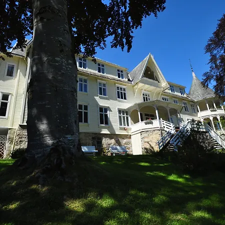 Hotel Mundal 3*