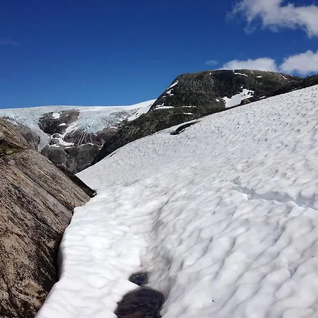 Mundal 3* Fjærland